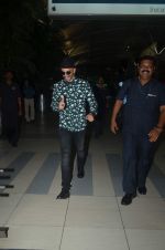 Ranveer Singh snapped at the airport on 30th Sept 2015